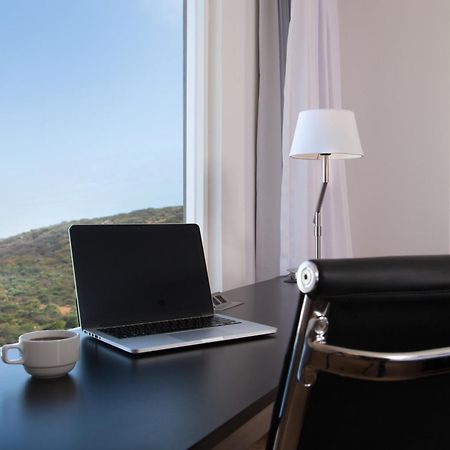 Fiesta Inn Silao Puerto Interior 외부 사진
