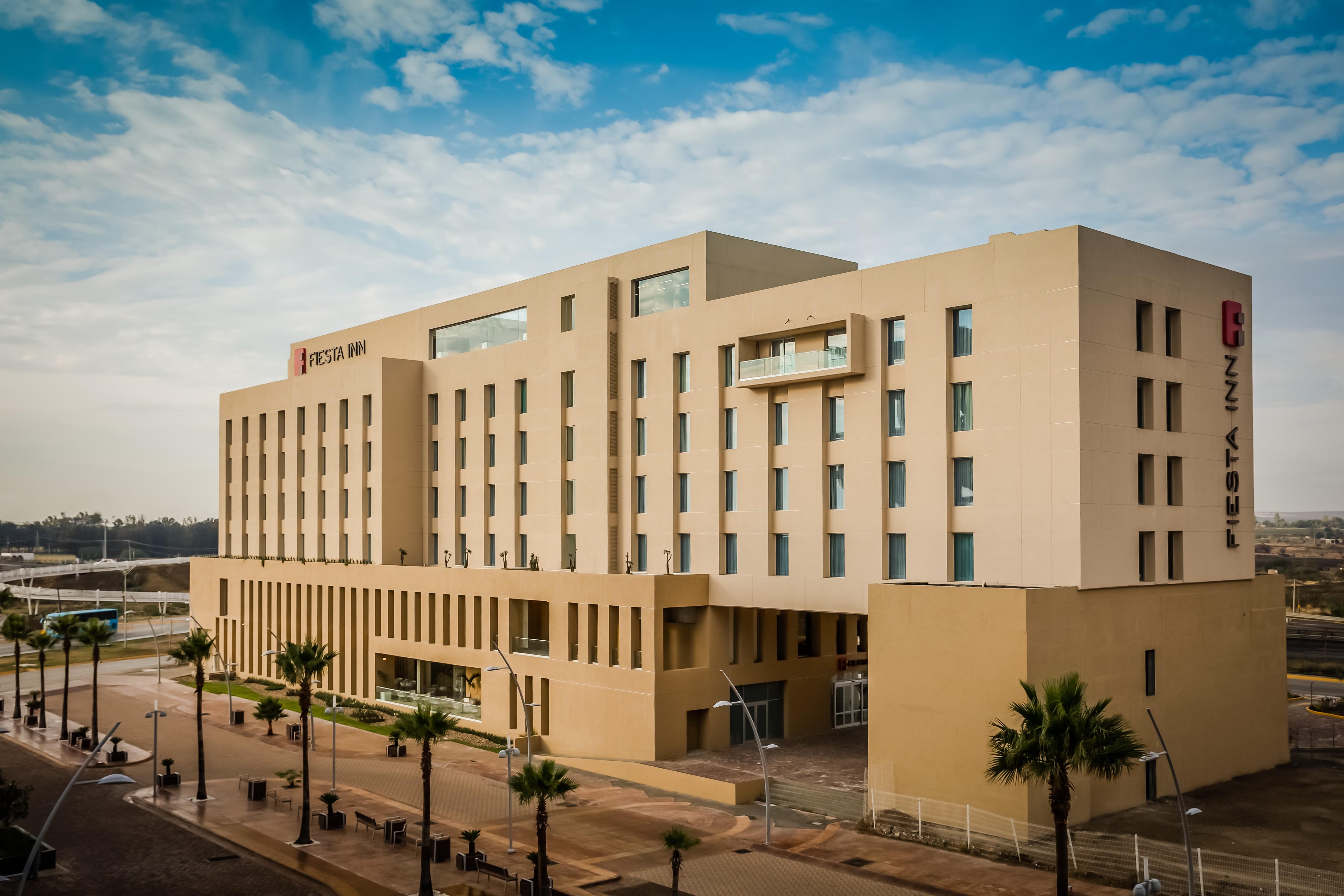 Fiesta Inn Silao Puerto Interior 외부 사진
